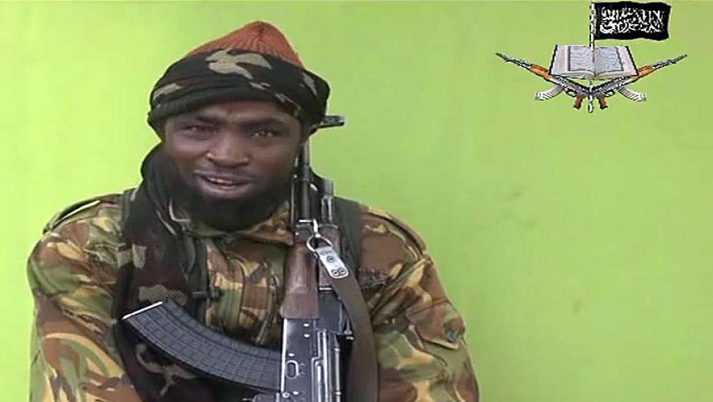 Aboubakar Shekau, leader du mouvement islamiste Boko Haram, dans la vidéo diffusée ce lundi 12 mai 2014. AFP PHOTO / BOKO HARAM