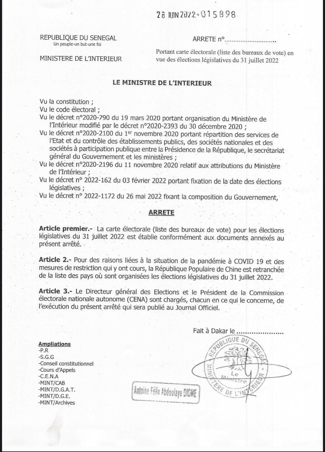 Arrêté brandi par la DGE pour prouver la publication de la carte électorale 1 mois avant les législatives.