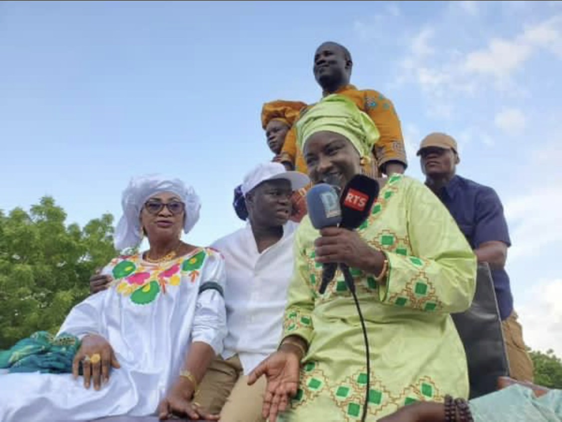 Débat avec Sonko: Mimi Touré pose ses conditions