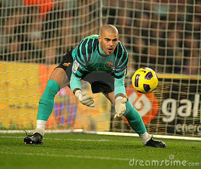 Barca : Victor Valdes fait ses adieux au club