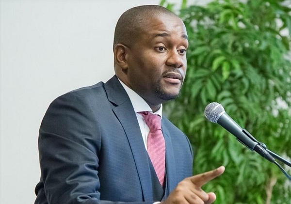 Gabon: Ike Ngouoni, l’ex-porte-parole d'Ali Bongo, condamné à 8 ans de prison