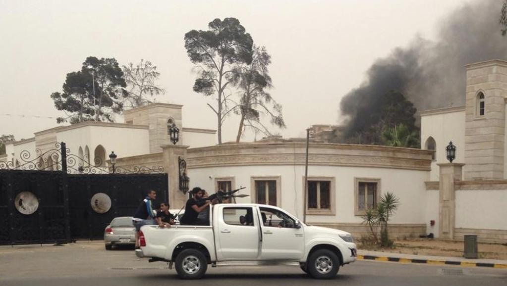 Libye: le Parlement attaqué par des miliciens