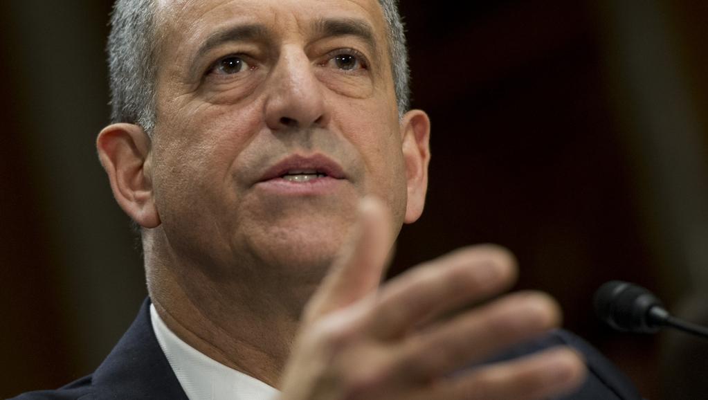 Russ Feingold a conditionné, ce jeudi à Kinshasa, l’aide financière des Etats-Unis pour organiser les élections en RDC à la tenue d’une présidentielle en 2016. AFP/Saul Loeb