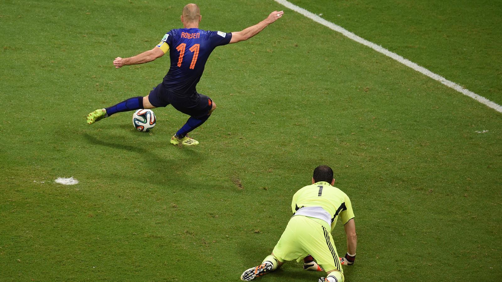 CDM 2014- Espagne-Pays-Bas (1-5): Humiliation !