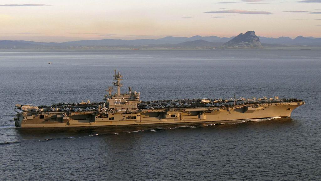 porte-avion George H.W. Bush sera déployé dans le golfe Persique. REUTERS/U.S. Navy/Lt. Juan David Guerra/Handout via Reuters