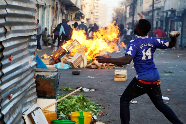 Violence électorale : le sang coule à Rufisque, la mairie de Dakar plateau mis à sac