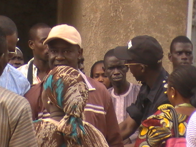 En Images: Fraude/Locales2014 à Grand Yoff: La police interpelle le mandataire de l 'APR