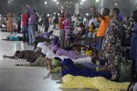 Nigeria: des islamistes présumés attaquent des églises dans le nord-est