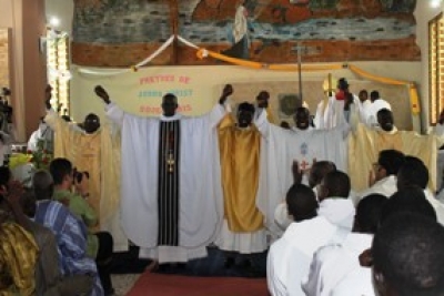 Ordinations diaconale et sacerdotales: « Attention à la tentation de se dire "J’y suis arrivé ! J’en ai fini !" » (Cardinal Sarr)