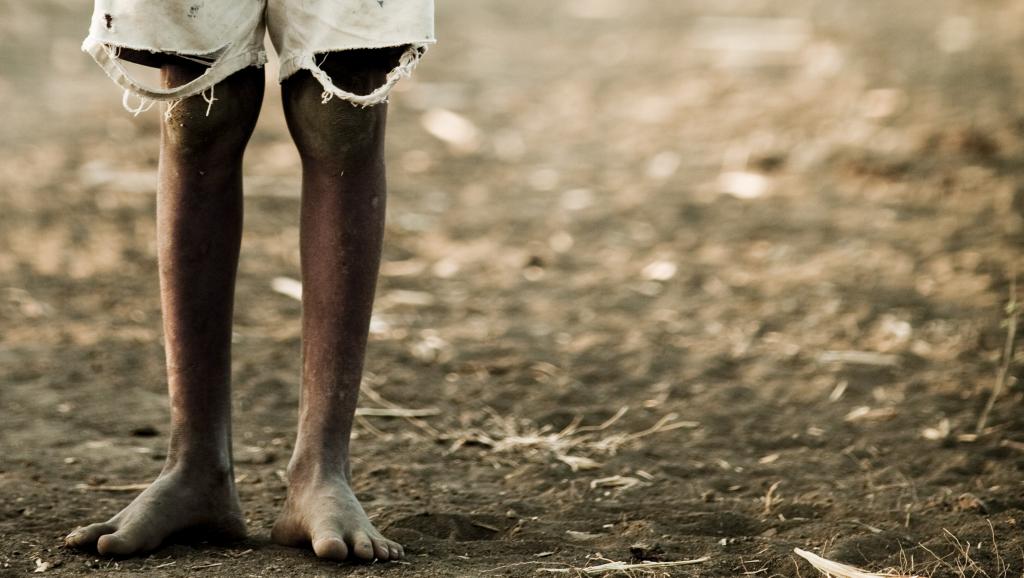 Enfant vivant dans un bidonville kényan. Getty Images/ Ignacio Hennigs