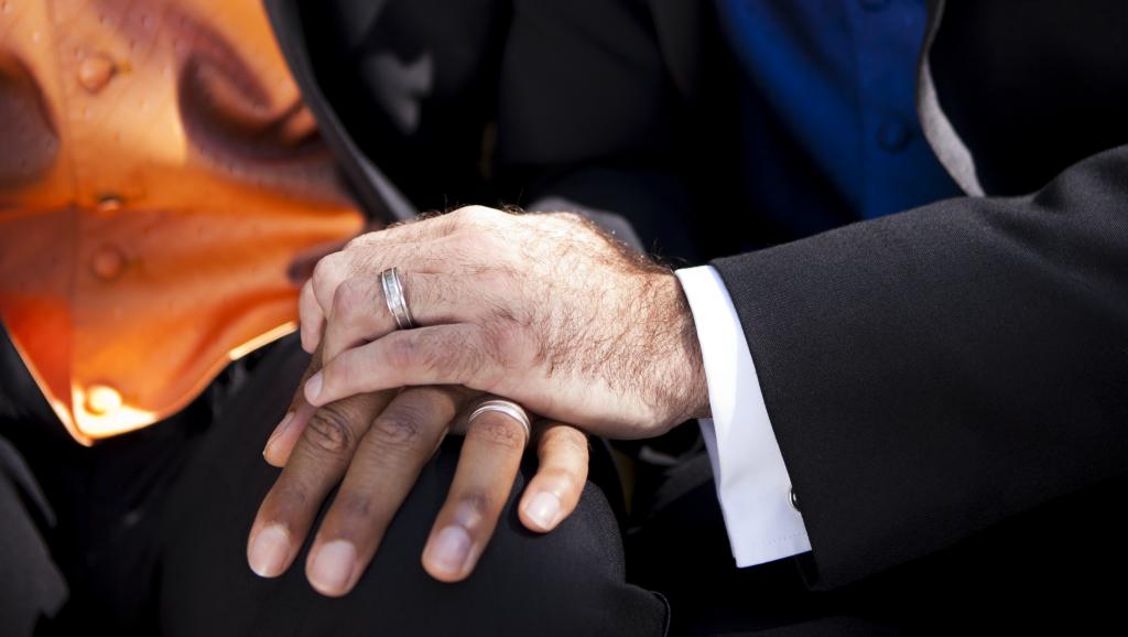 Après la décision du Conseil d’Etat, la France a 24 heures pour délivrer un visa au Sénégalais pour entrer en France et épouser son compagnon.