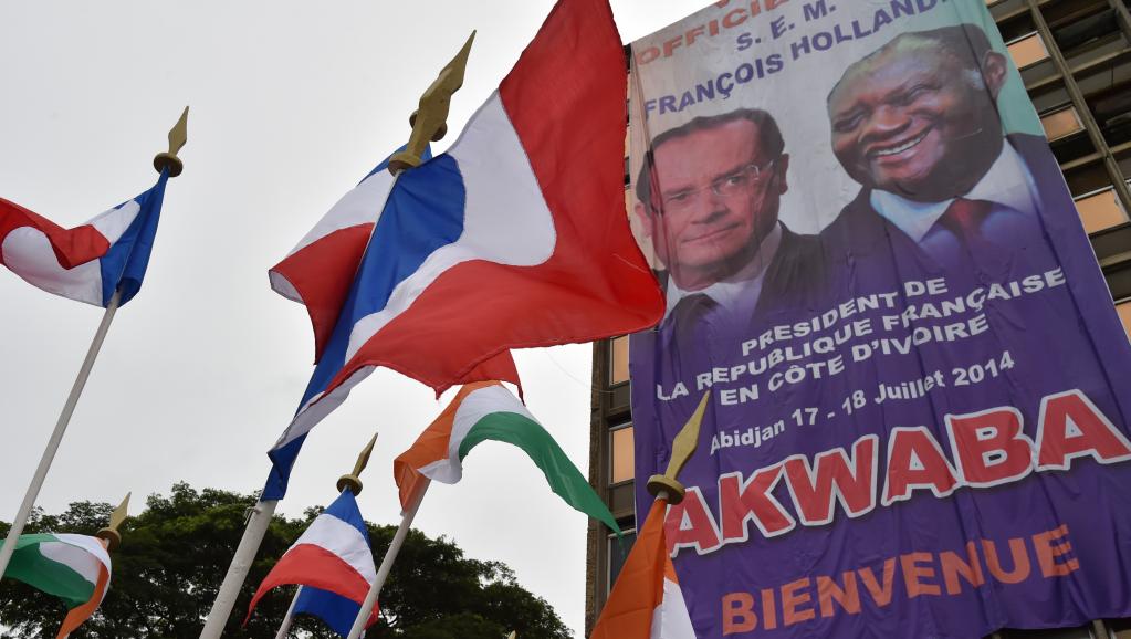 Abidjan, le 16 juillet 2014. La capitale économique de la Côte d'Ivoire s'apprête à accueillir François Hollande. AFP PHOTO / ISSOUF SANOGO