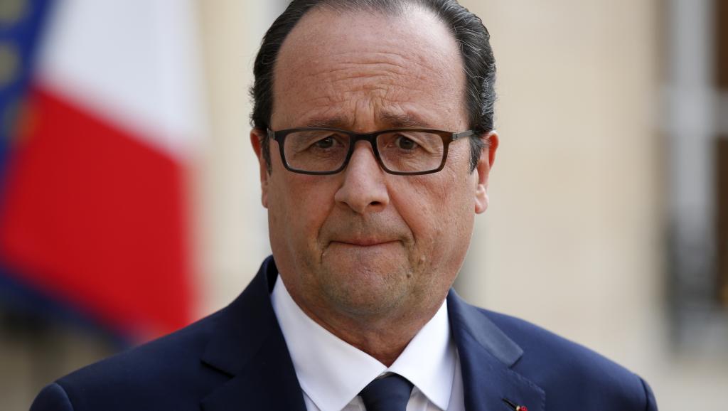 François Hollande, ici le 25 juillet, est plus qu'attendu aux Comores, la dernière visite d'un président français dans l'archipel date d'il y a 24 ans. Reuters/Benoit Tessier