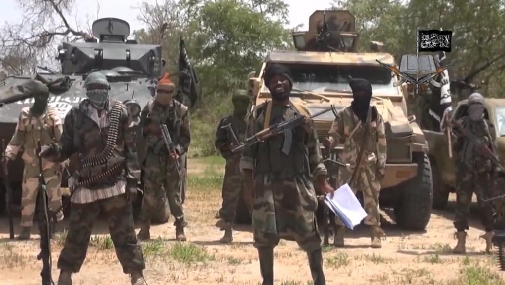 Capture d'écran d'une vidéo du groupe islamiste nigérian le 13 avril 2014 qui montre le leader de Boko Haram, Abubakar Shekau.