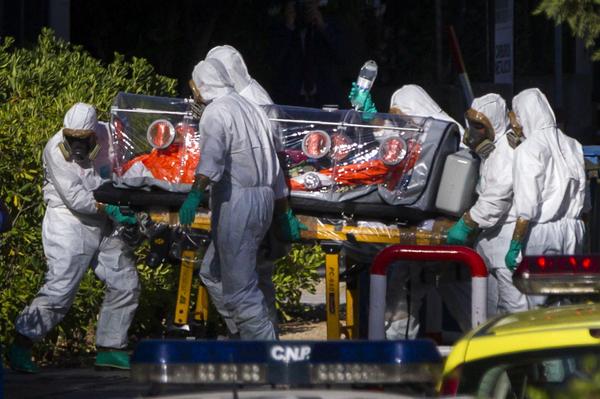 Ebola : le premier malade européen est arrivé en Espagne
