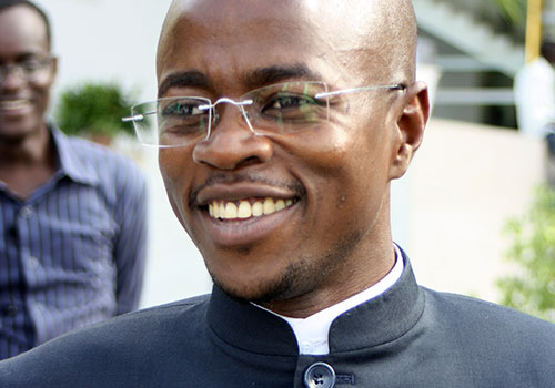 Qui a peur du référendum ? (Abdou Mbow)