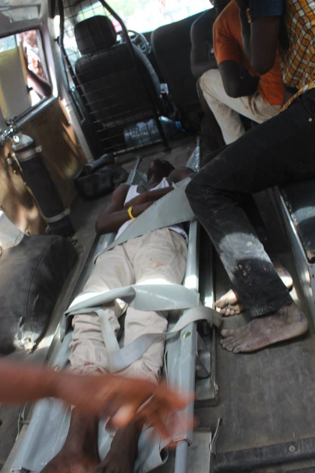 Les images de la barbarie policière à l'UCAD (âme sensible s'abstenir)