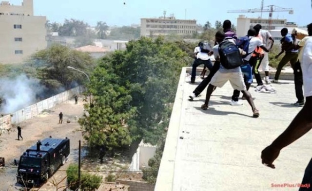 Crise universitaire : l'Etat enferme 27 étudiants dont 3 blessés graves, selon le SAES