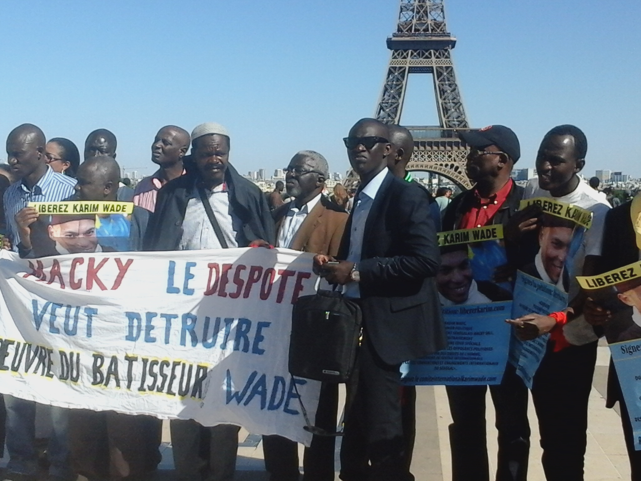 Affaire Samuel Sarr : Les libéraux de Paris manifestent !