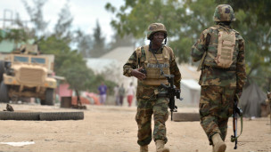 L’armée somalienne a repris le contrôle du quartier général et d'une prison dans le centre de Mogadiscio.