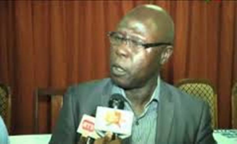 «Si Wade est un lièvre, Idrissa Seck est un rat », (Apériste)