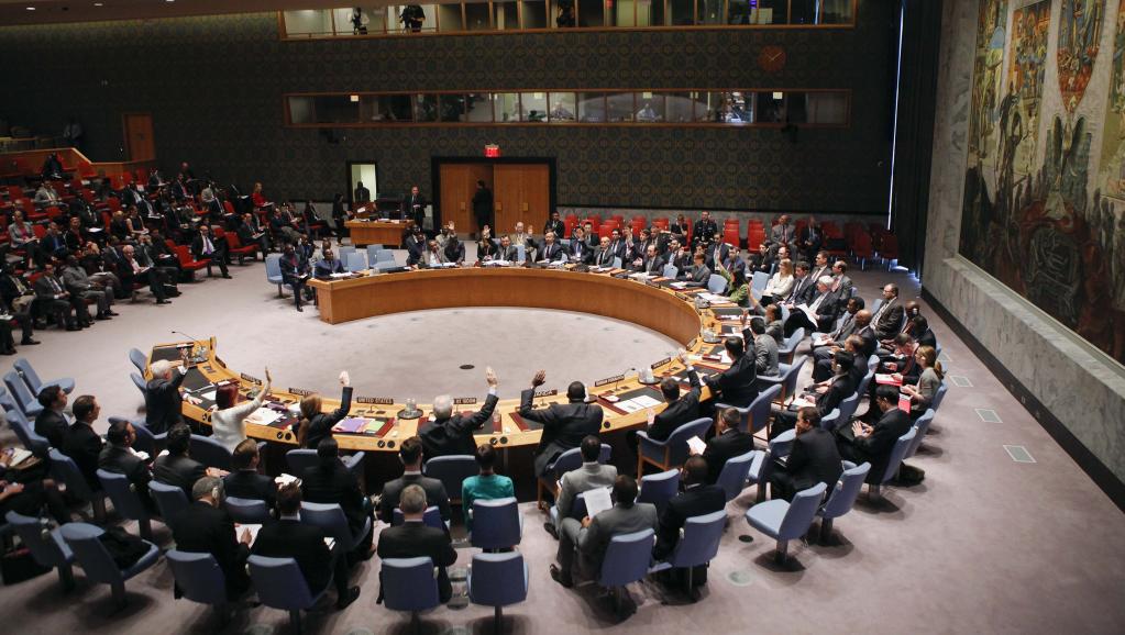 La résolution proposée invite tous les États membres à fournir de l’aide d’urgence et demande également de mettre fin à l’isolement du Liberia, de la Guinée et de la Sierra Leone. REUTERS/Eduardo Munoz