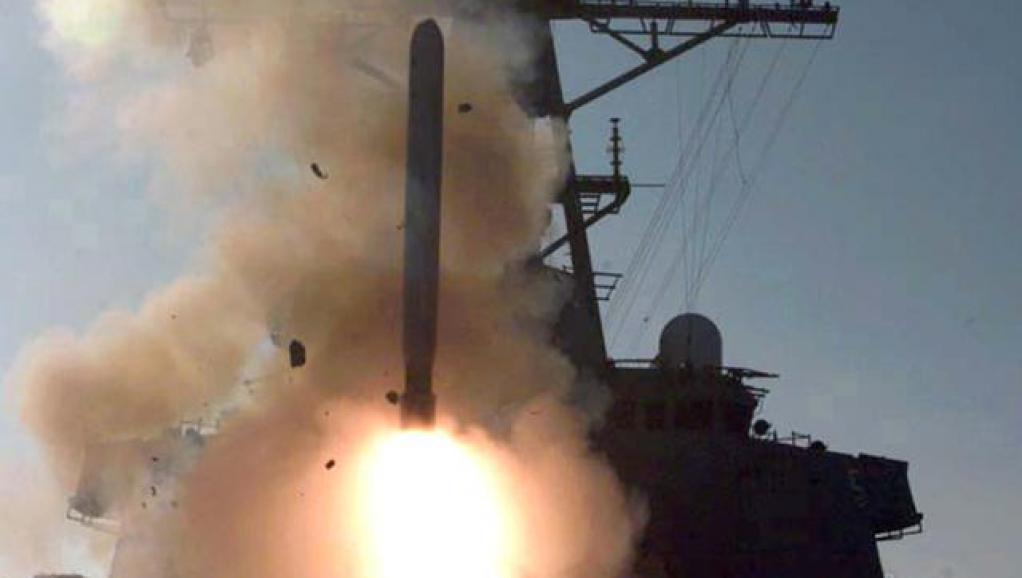 Les destroyers américains déployés en Méditerranée sont armés de missiles Tomahawk, capables d'atteindre le sol syrien. US Navy