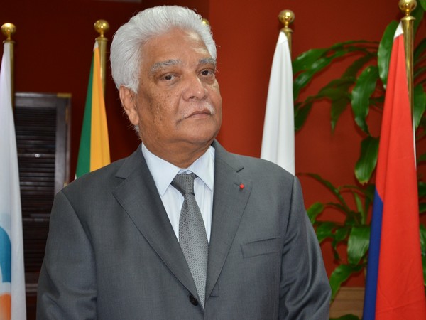 Presidence de l'OIF : « la Francophonie de demain » en 12 propositions selon Jean Claude de l'Estrac