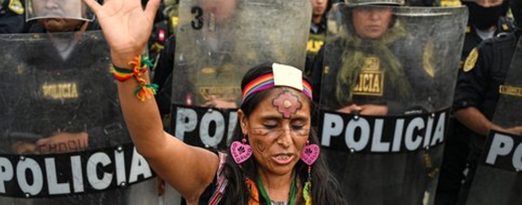 Le Pérou en ébullition, la présidente Boluarte appelle au calme