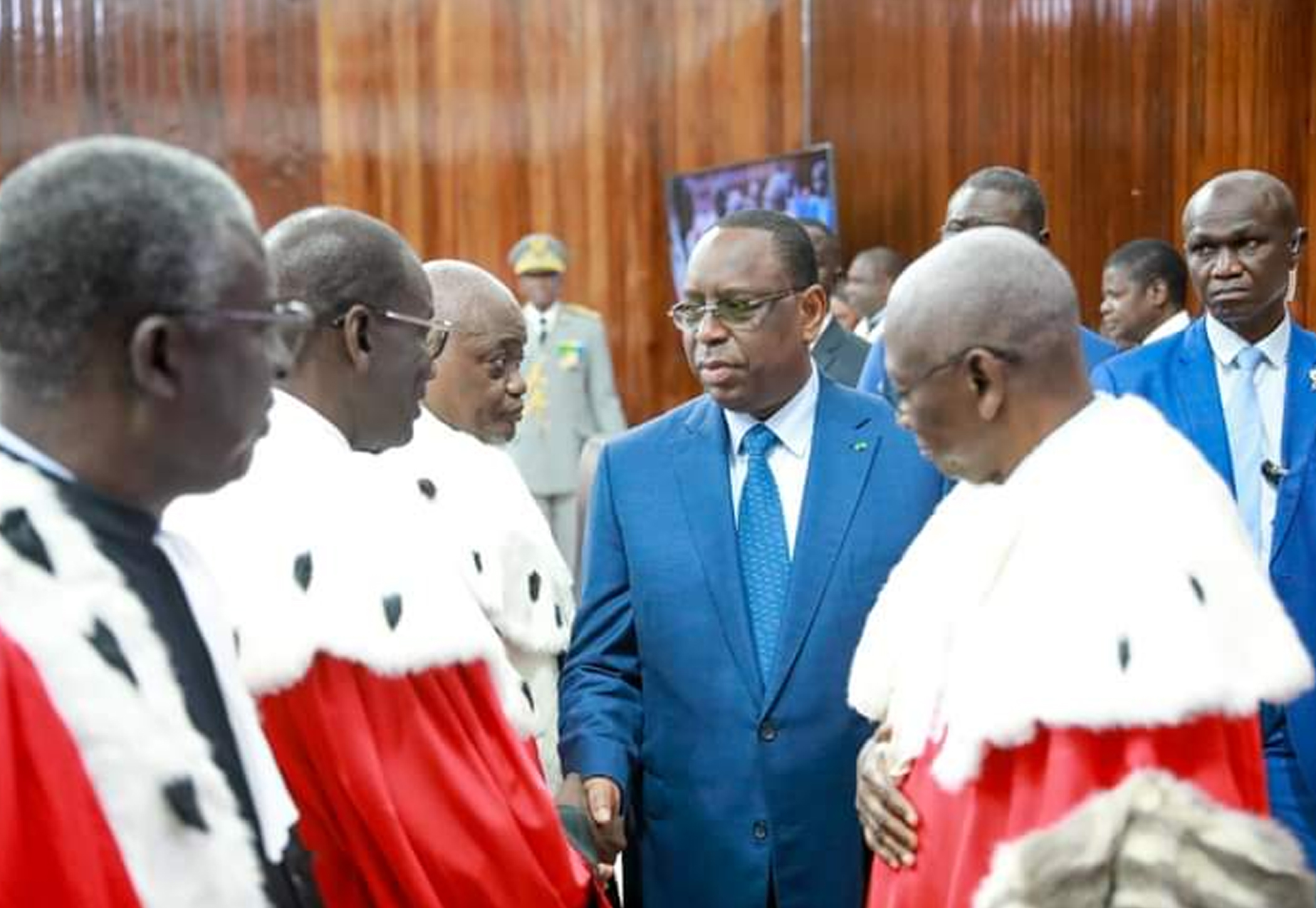 Rentrée des Cours et tribunaux : Macky Sall réitère son engagement à.....