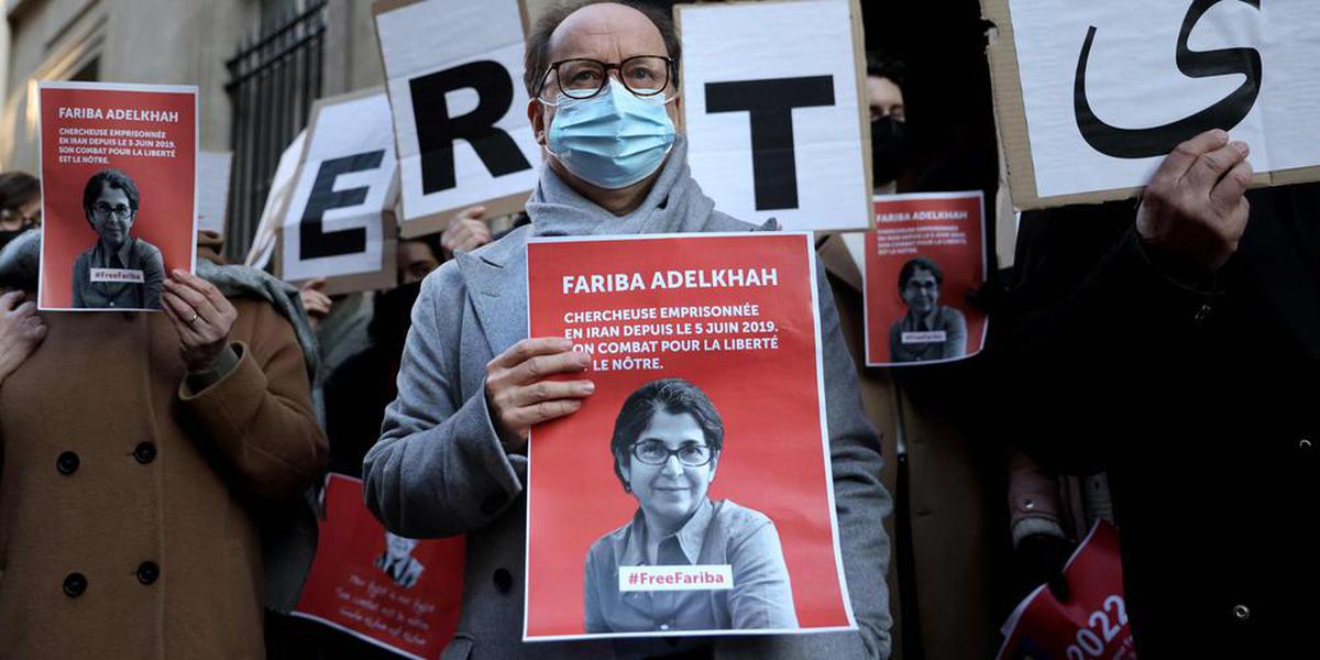 Iran : Paris demande la "libération immédiate" de sept détenus français