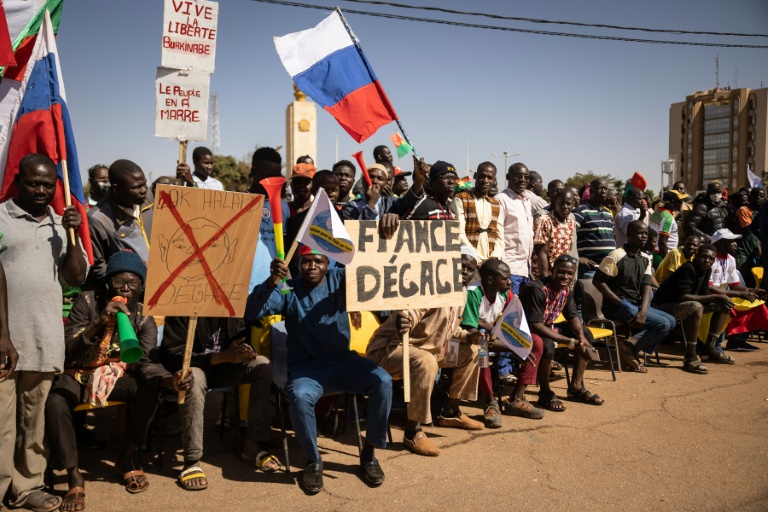Troupes françaises au Burkina Faso : Paris a pris acte de la décision du gouvernement burkinabè
