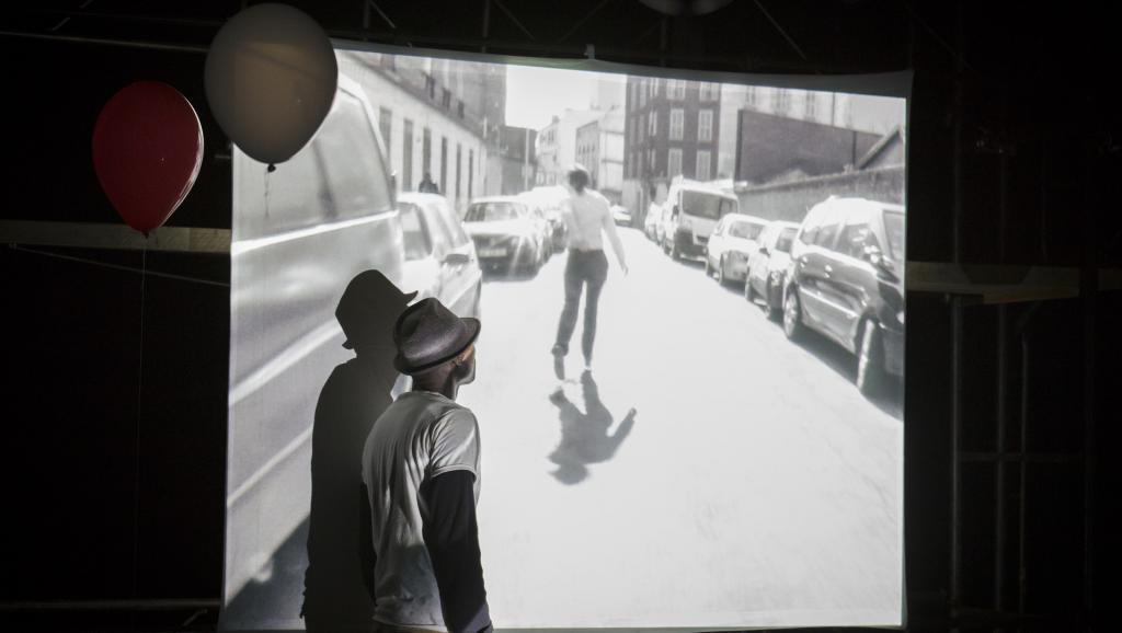 Le Kung Fu, texte, mise en scène et jeu de Dieudonné Niangouna. Christophe Raynaud de Lage