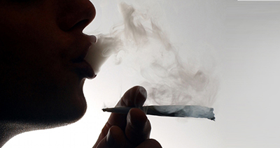 « J’espère que mon instinct maternel me sauvera du cannabis »