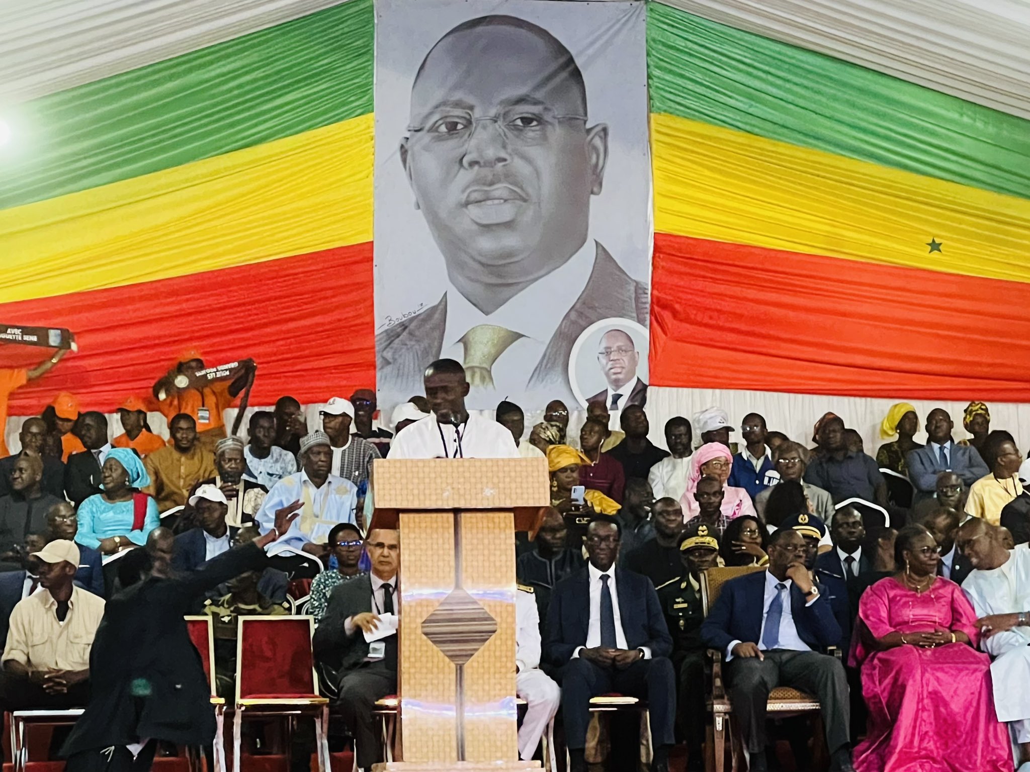 Inauguration Centrale nucléaire de Malicounda: Macky Sall adoube Maguette Sène qu’il qualifie de « Maire modèle »