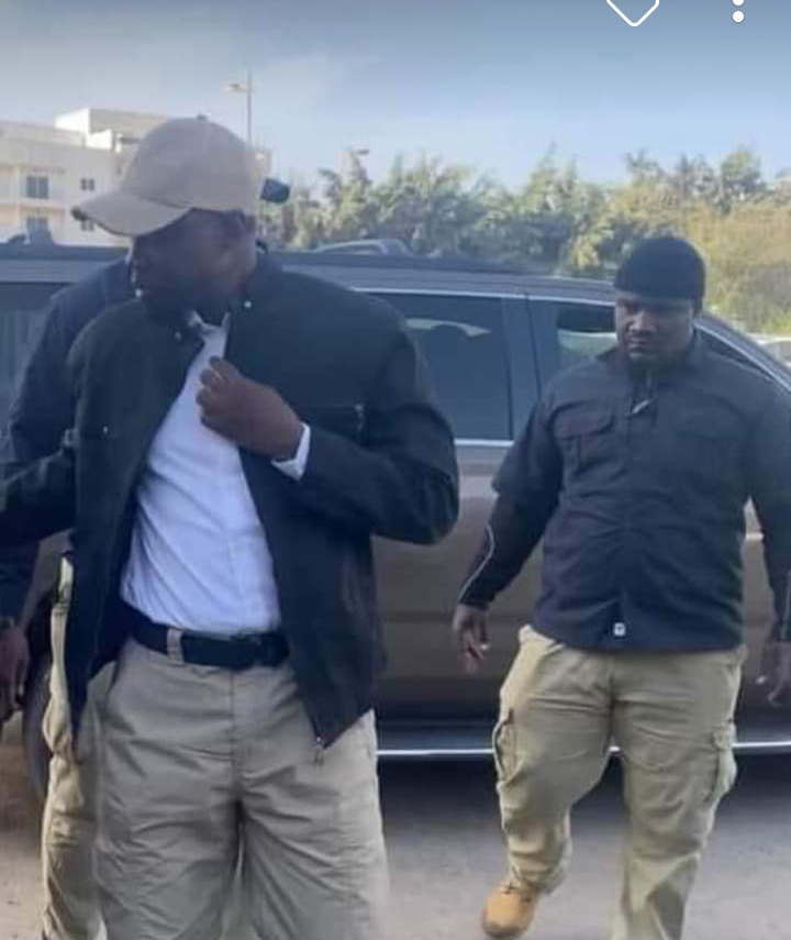 Tribunal : les gardes du corps de Sonko ont forcé l'accès de la salle d'audience
