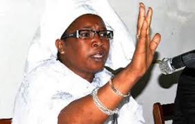 L’oracle de l’arène jette l’éponge