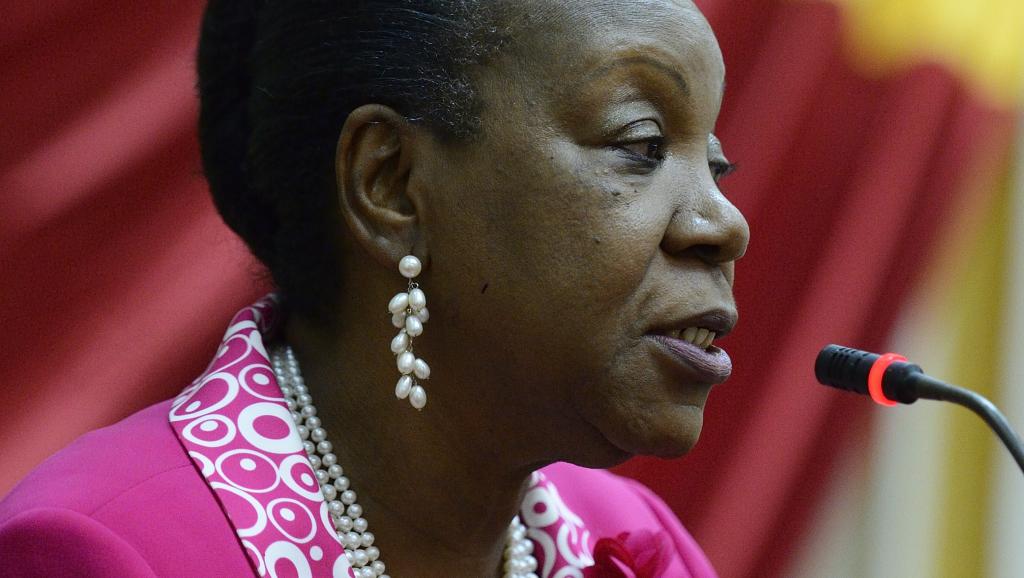 La présidente Catherine Samba-Panza s'adresse aux membres du Conseil national de transition, à Bangui, le 20 janvier2014.