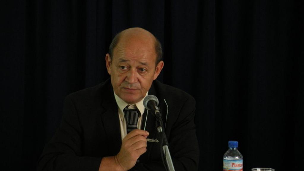 A Dakar, Jean-Yves Le Drian rêve d'un Davos de la sécurité en Afrique