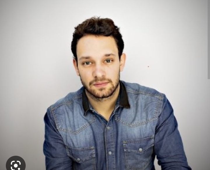 Diplomatie en Afrique : Le journaliste Matteo Maillard fait la leçon à Macron