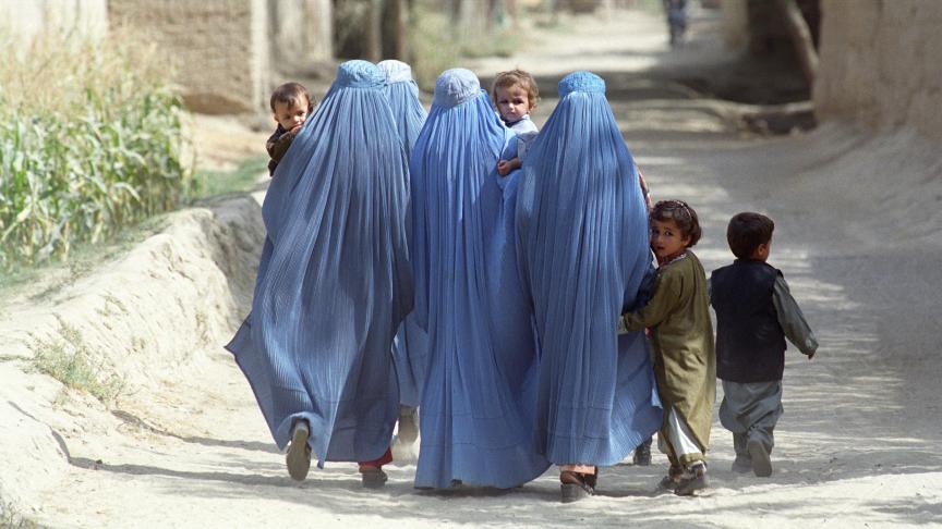 Violences contre les femmes: l'UE sanctionne des individus et entités de six pays