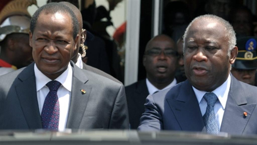 Accusé par l’ex-président ivoirien Laurent Gbagbo de soutien aux rebelles ivoiriens, après la tentative de coup d’Etat de septembre 2002, Blaise Compoaré deviendra plus tard le principal médiateur dans cette crise.