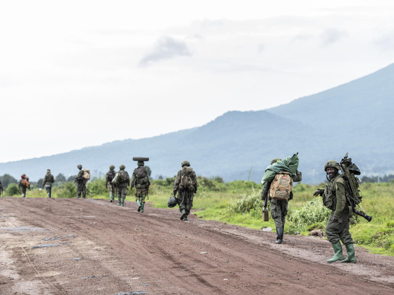 Comment le déploiement angolais dans l'est de la RDC est-il perçu à Kinshasa?