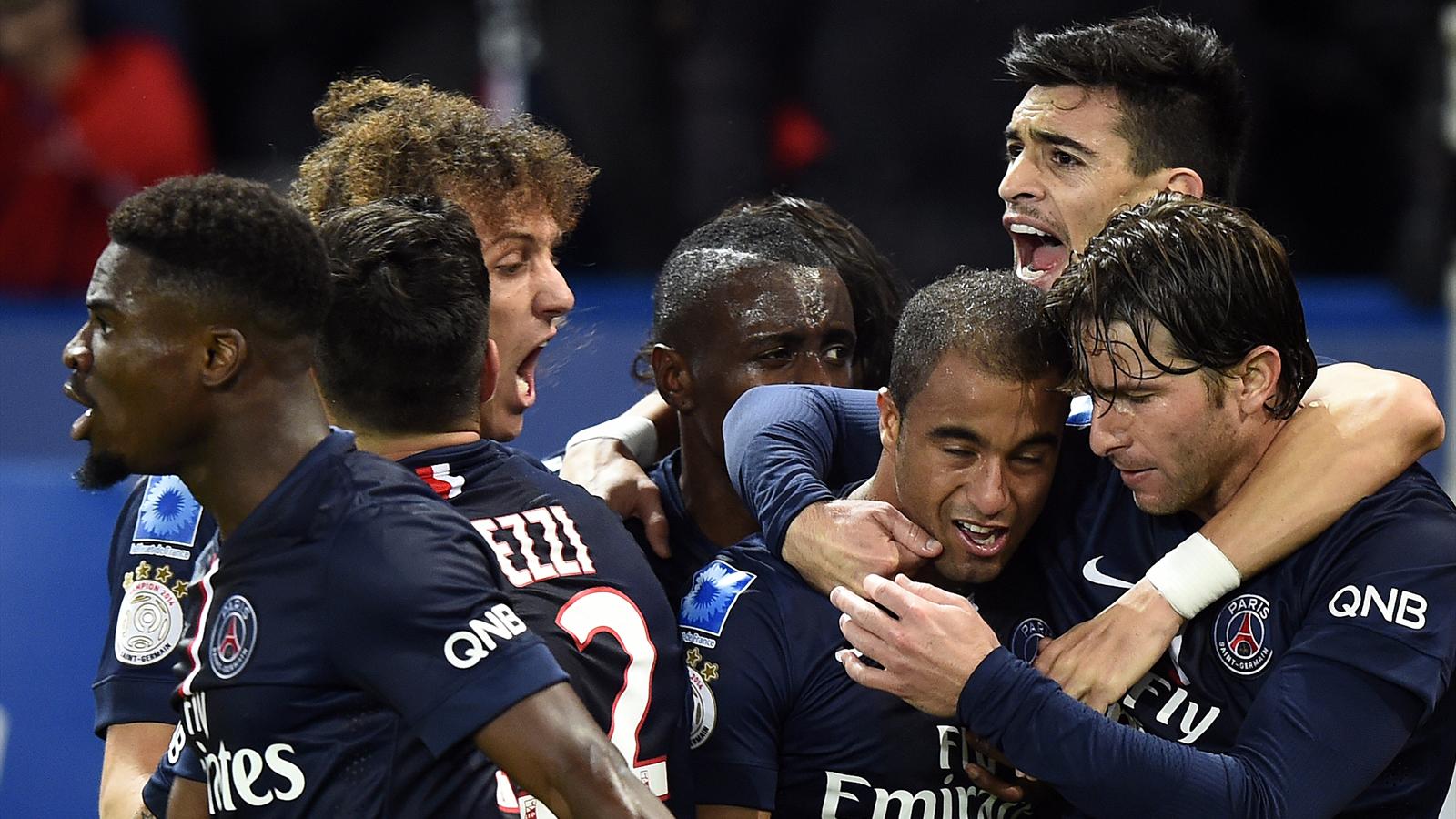 Ligue 1 - 13e journée : Le PSG bat l'OM (2-0) et revient à un point des Marseillais au classement