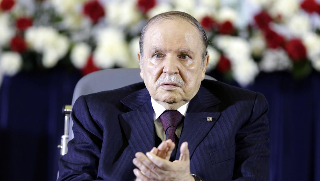 Le président algérien, Abdelaziz Bouteflika lors de la prestation de serment pour son 4e mandat, le 28 avril 2014.