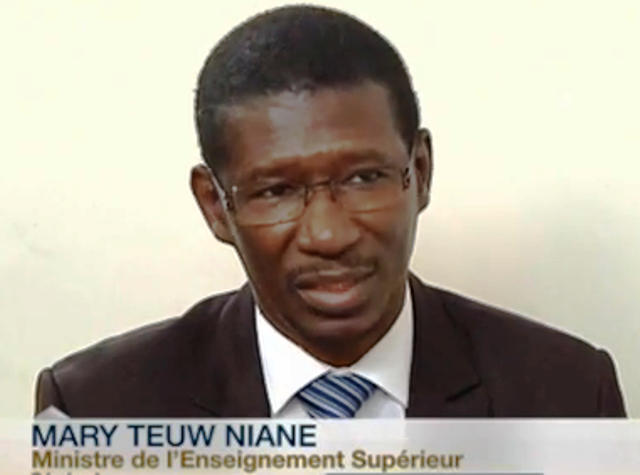 Village du Sommet de la francophonie : Mary Teuw Niane maintient la marche en avant de la numérisation de l’Enseignement supérieur