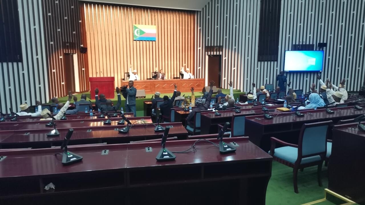 Les députés comoriens condamnent l'opération Wuambushu à Mayotte
