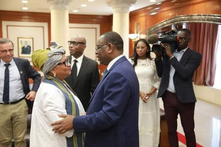 Arrêt sur images: Khalifa Sall et la poignée de main avec le président Macky Sall