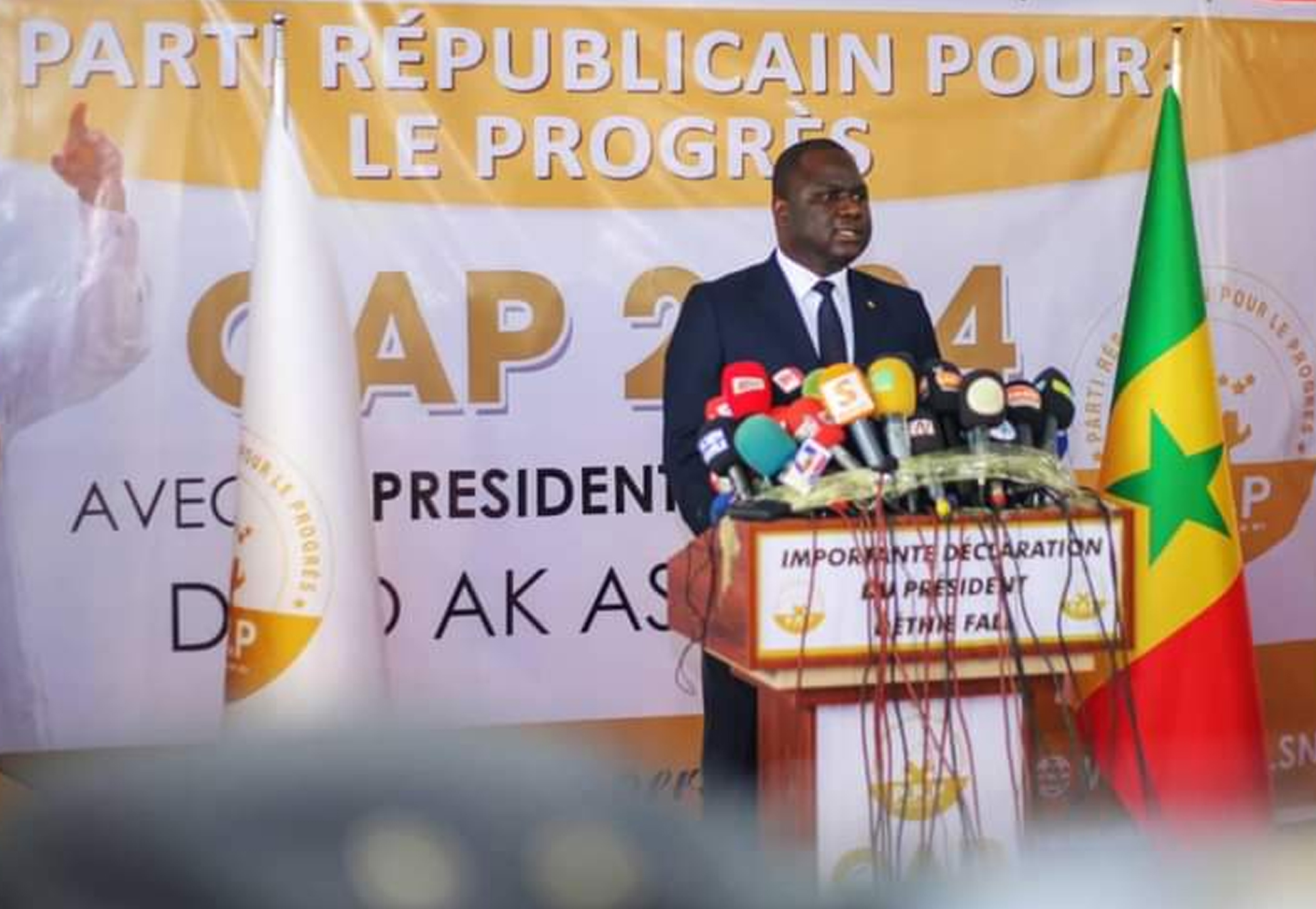 Déthié Fall dit Non au dialogue et rejoint Sonko et Mimi Touré