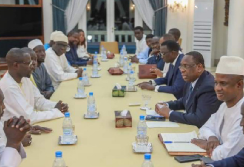 Litige foncier à Ngor: Macky Sall coupe la poire en deux 